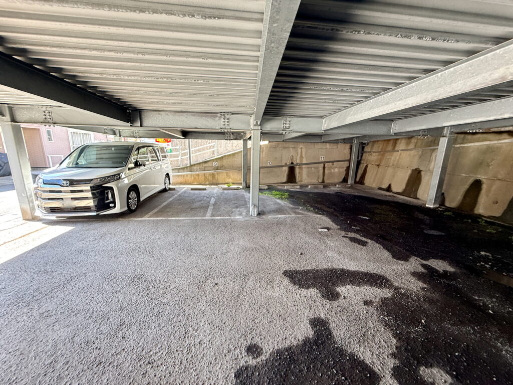 【貸駐車場・月極駐車場】長崎市高平町　高平町ガレージ普通車区画｜長崎電気軌道１系統 崇福寺駅 徒歩6分 (480m)｜ジョイ不動産企画