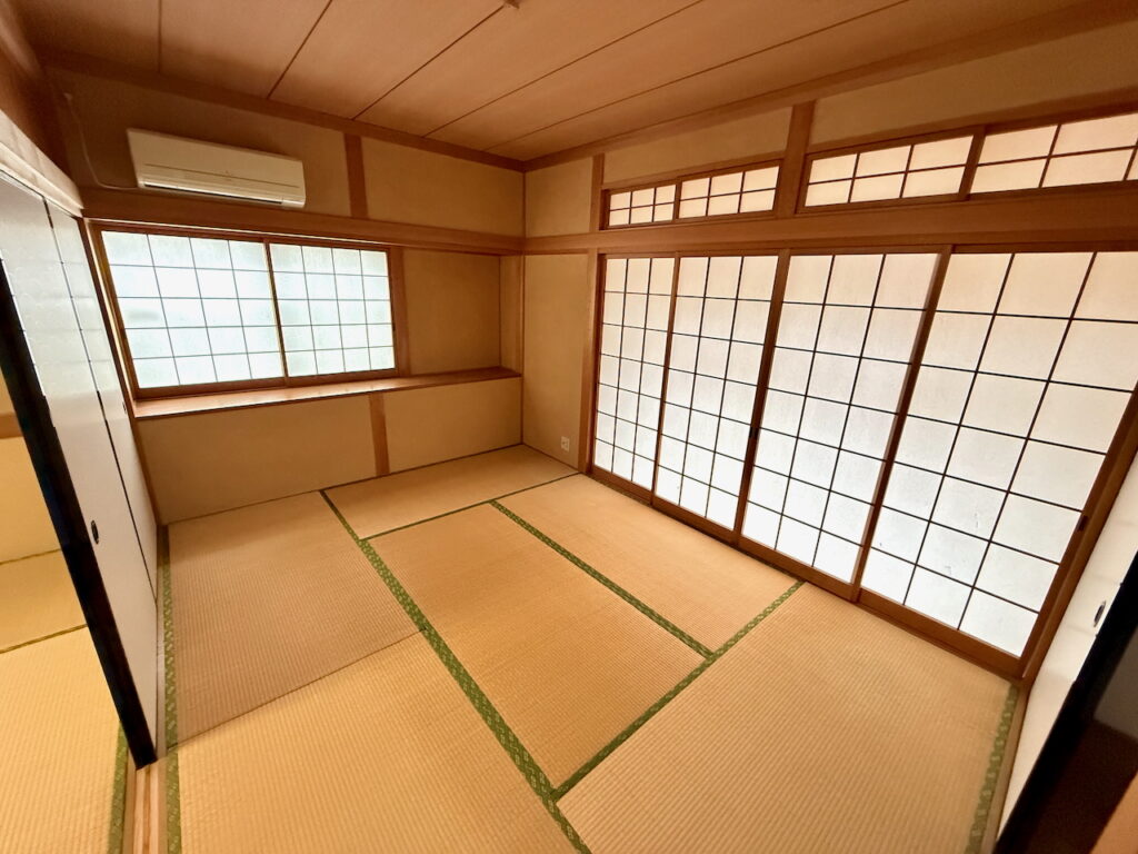 【中古戸建て】長崎市ダイヤランド１丁目４SLDK｜駐車場2台・校区：南長崎小学校・小ヶ倉中学校｜売却ならジョイ不動産企画