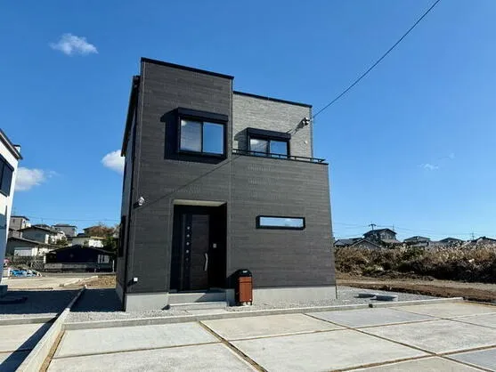 【新築戸建て】諫早市日の出町4SLDK｜タマホーム建築・駐車場6台・日の出町公園前 停歩5分｜ジョイ不動産企画