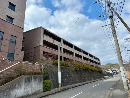 【中古マンション】長崎市城山台１丁目サーパス城山台4LDK｜校区：西城山小学校・緑ヶ丘中学校｜ジョイ不動産企画