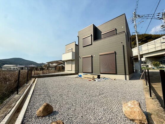 【新築戸建て】諫早市本明町４SLDK｜タマホーム建築・駐車場3台・ 上諫早小学校・北諫早中学校｜ジョイ不動産企画