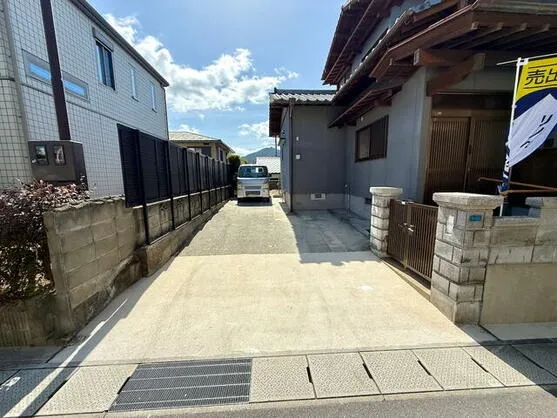 【中古戸建て】長崎市つつじヶ丘４丁目４LDK｜駐車場2台・校区：古賀小学校・東長崎中学校｜ジョイ不動産企画
