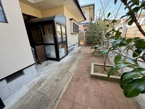 【中古戸建て】長崎市ダイヤランド１丁目４SLDK｜駐車場2台・校区：南長崎小学校・小ヶ倉中学校｜売却ならジョイ不動産企画