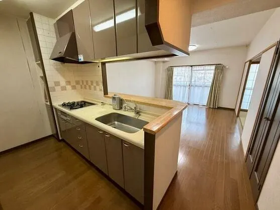 【中古マンション】成約済み長崎市泉町　ダイアパレスグランビュー住吉３LDK｜校区：西浦上小学校・西浦上中学校｜ジョイ不動産企画
