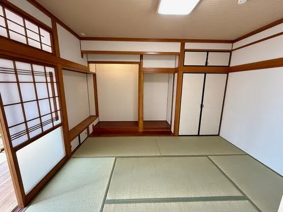【中古戸建て】長崎市つつじヶ丘４丁目４LDK｜駐車場2台・校区：古賀小学校・東長崎中学校｜ジョイ不動産企画